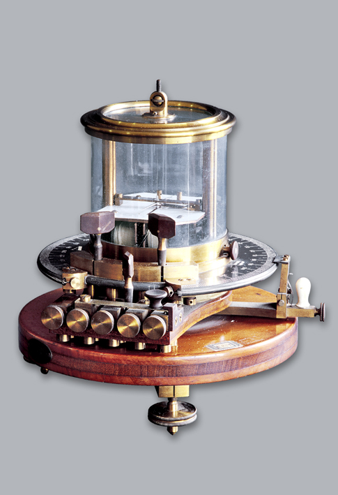 093_-_Galvanometro_di_Pouillet.jpg