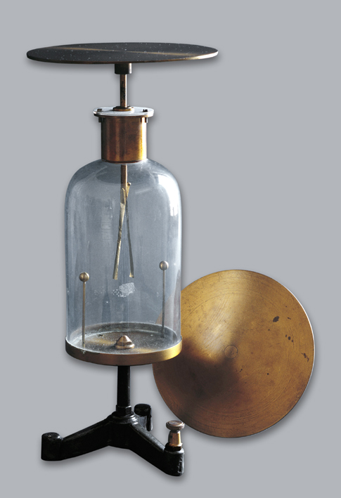 Copia di 071 Elettroscopio condensatore